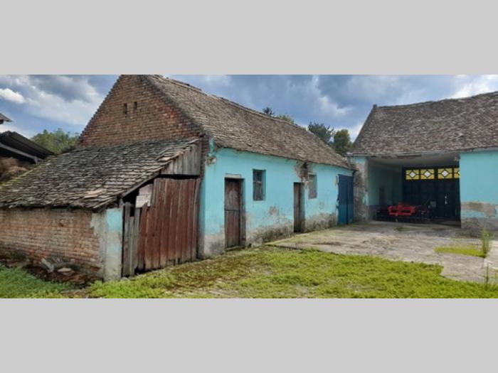 prodajem kuću u centru barande 12 ari placa, 150m2 kuća besplatni mali oglasi