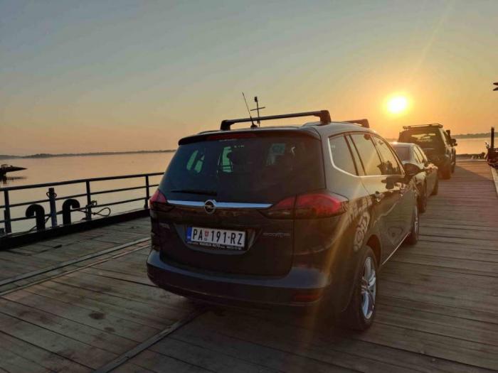 opel zafira eco m 1,6 turbo 2012 godne besplatni mali oglasi