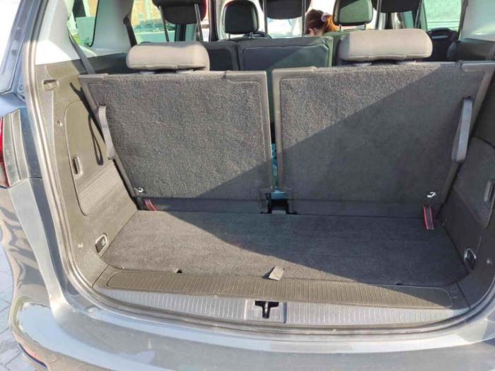 opel zafira eco m 1,6 turbo 2012 godne besplatni mali oglasi
