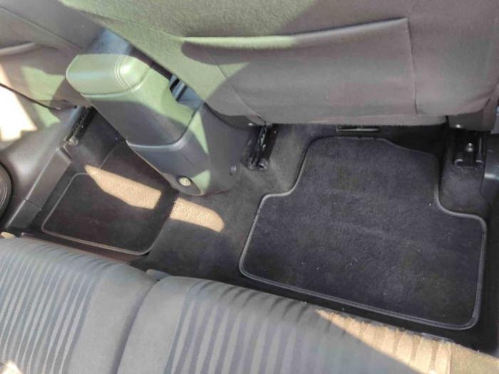 opel zafira eco m 1,6 turbo 2012 godne besplatni mali oglasi