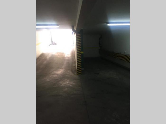 izdajem garažno mesto od 11m2 na vračaru besplatni mali oglasi