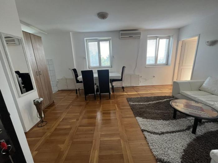 dedinje, okolina džerija, izuzetan, sunčan stan 57 m2 besplatni mali oglasi