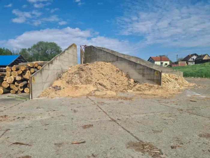 na prodaju hala od 400 m2 u srbobranu besplatni mali oglasi