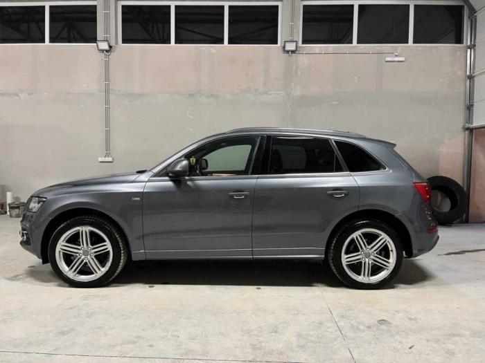 audi q5 audi 2 0 tdi s tronic quattro 2011 god  besplatni mali oglasi