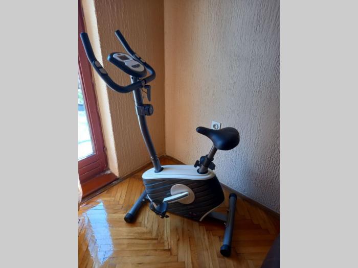 sobni bicikl u odličnom stanju malo korišćen besplatni mali oglasi