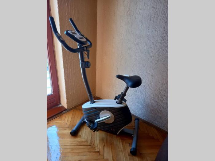 sobni bicikl u odličnom stanju malo korišćen besplatni mali oglasi