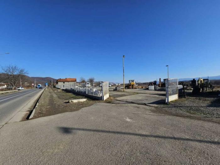 prodaja građevinskog zemljišta površine 40 ari besplatni mali oglasi