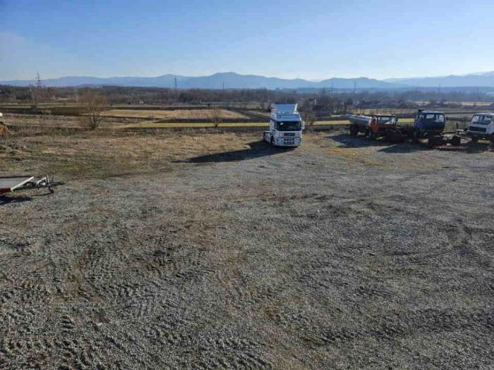 prodaja građevinskog zemljišta površine 40 ari besplatni mali oglasi