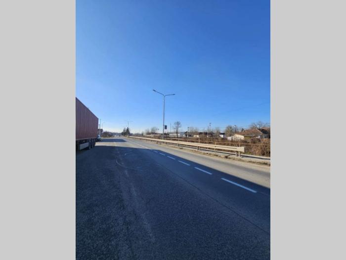 prodaja građevinskog zemljišta površine 40 ari besplatni mali oglasi