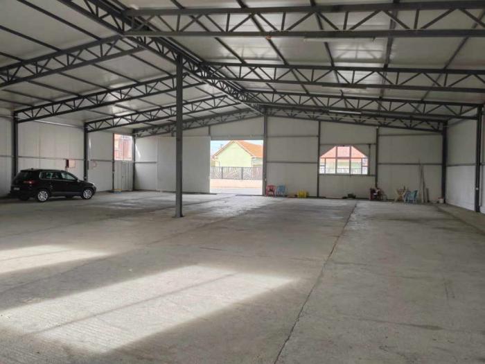 izdajem halu površine 700 m2 plus magacinski prostor 300 m2 besplatni mali oglasi