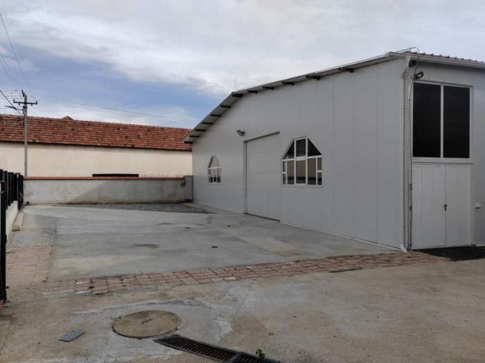 izdajem halu površine 700 m2 plus magacinski prostor 300 m2 besplatni mali oglasi