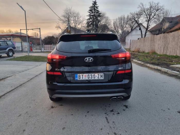 hyundai tucson besplatni mali oglasi
