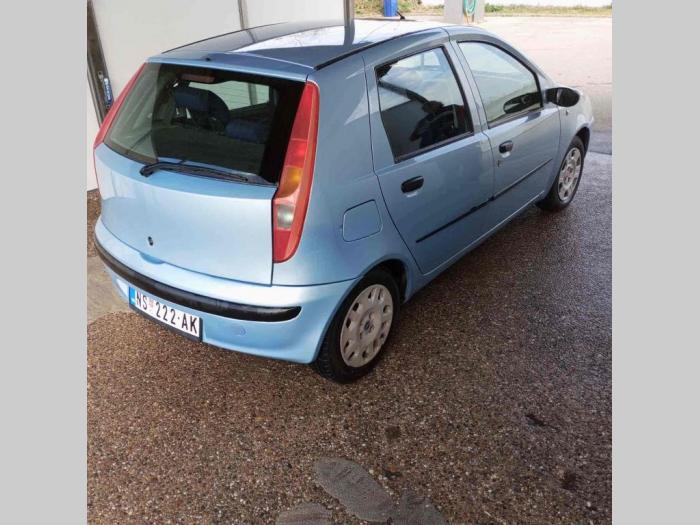 fiat punto prodajem 1,2 2001 godine besplatni mali oglasi