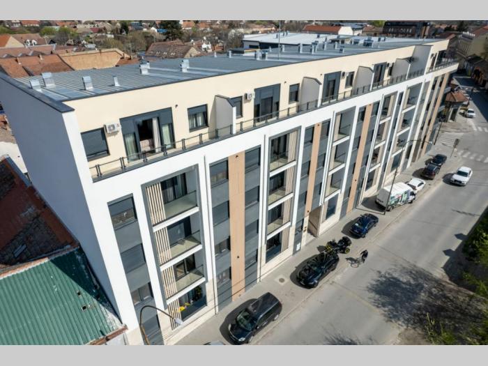 prodajem ili izdajem stan od 60m2 zrenjanin besplatni mali oglasi