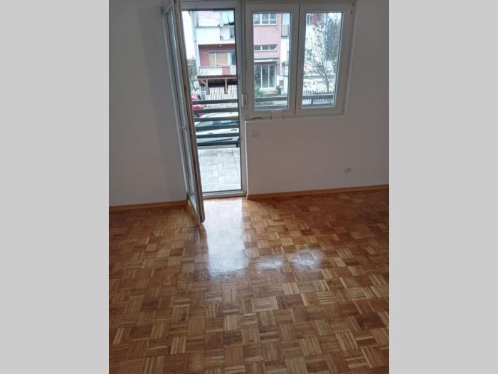 zemun polje, mihajla pupina, 2 0,47 11m2, vpr 2, ta besplatni mali oglasi