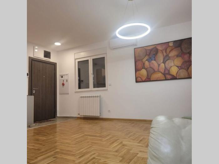 vračar gospodara vučića 59, nov stan, visoko prizemlje, 50 m2 sa terasom 30 m3 besplatni mali oglasi