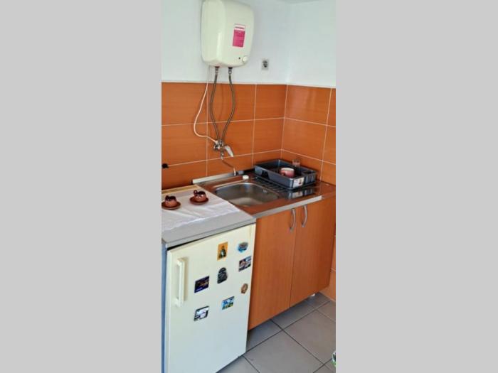 izdajem stan samoj, pristojnoj i odgovornoj ženskoj osobi  besplatni mali oglasi