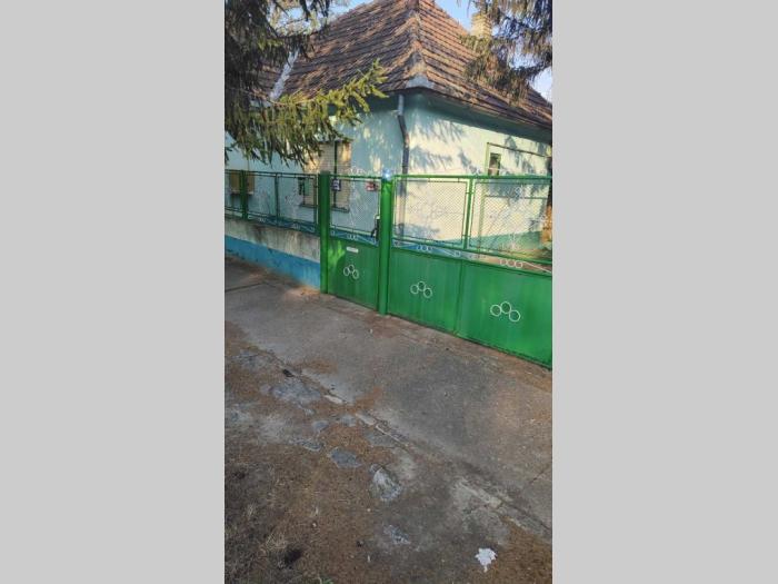 kuća u međi na prodaju besplatni mali oglasi