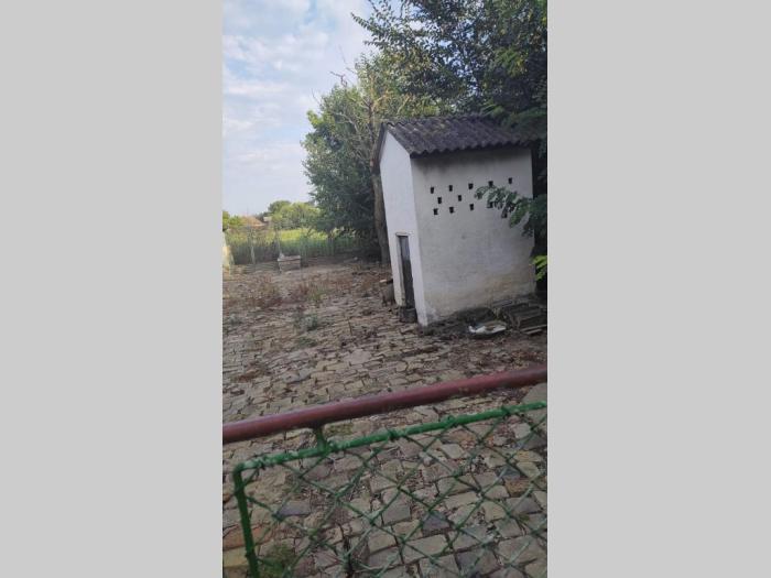 kuća u međi na prodaju besplatni mali oglasi
