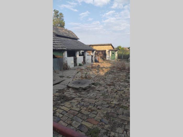 kuća u međi na prodaju besplatni mali oglasi