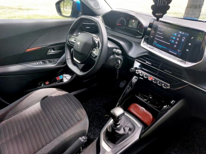 peugeot 2008 1,5, bhdi 2021 godište besplatni mali oglasi