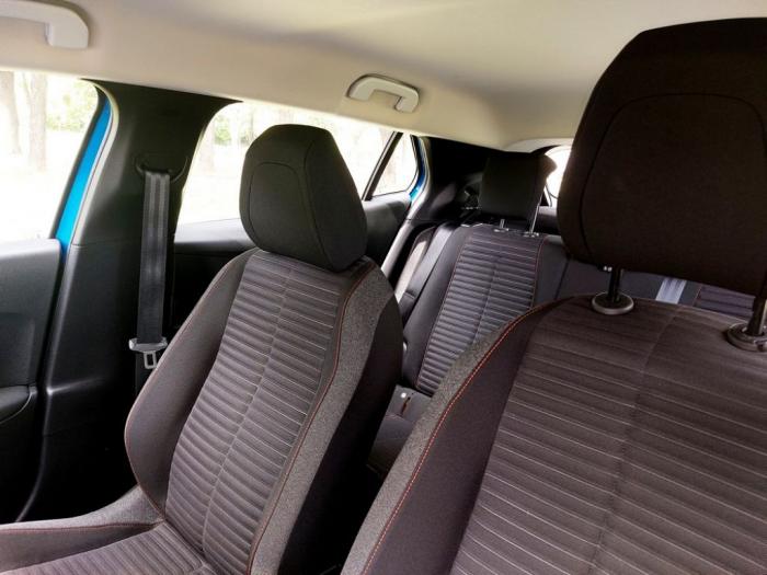 peugeot 2008 1,5, bhdi 2021 godište besplatni mali oglasi