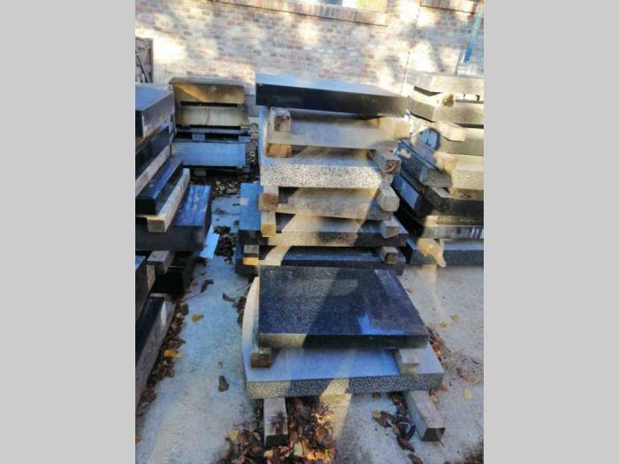 prodaje se 50m3 kamena u plocama i 1000m2 granitnih pločica besplatni mali oglasi
