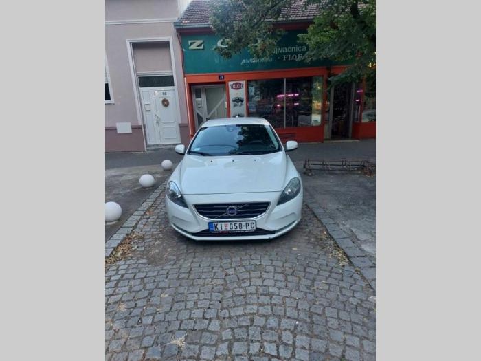 volvo v40 v40, 2014 godišnje prodajem besplatni mali oglasi