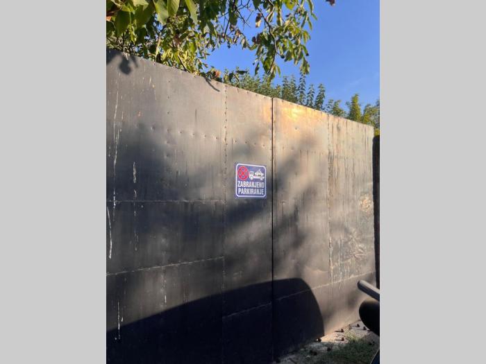 izdajem kuću stambeno poslovni prostor 80m2 i magacinski prostor 170m2 besplatni mali oglasi