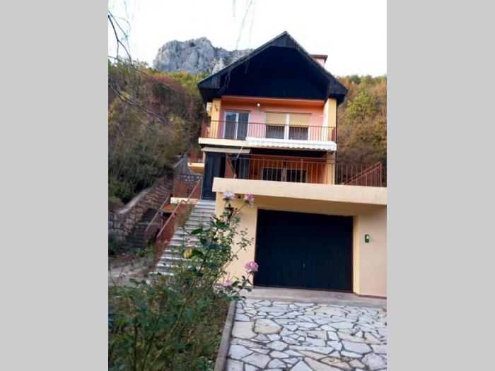 kuća u sićevu, spratna, niška banja, 163m2 besplatni mali oglasi
