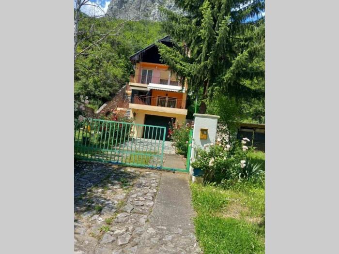 kuća u sićevu, spratna, niška banja, 163m2 besplatni mali oglasi
