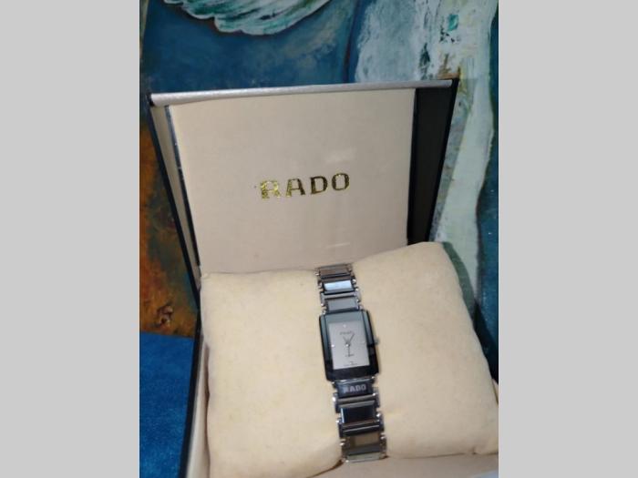rado odlično očuvan sat besplatni mali oglasi
